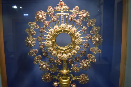 Custodia Castel&aacute;